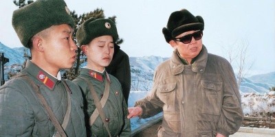 Au 80ème Anniversaire de la Naissance du Dirigeant Kim Jong Il,  Rendons Hommage à un Grand Homme 